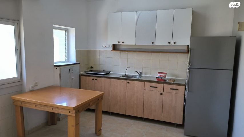 דירה, שדרות קוגל, גרין ועם, חולון