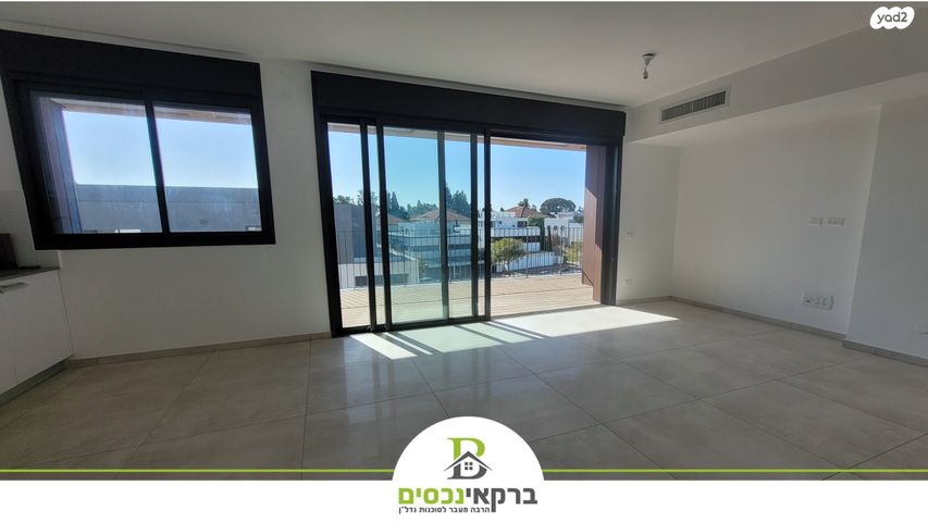 דירה, מתחם הדסים, הוד השרון