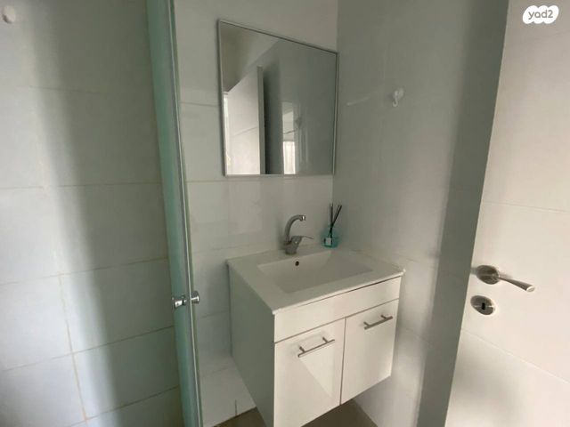 דירה, שדרות דגניה 11, קרית חיים מערבית, חיפה