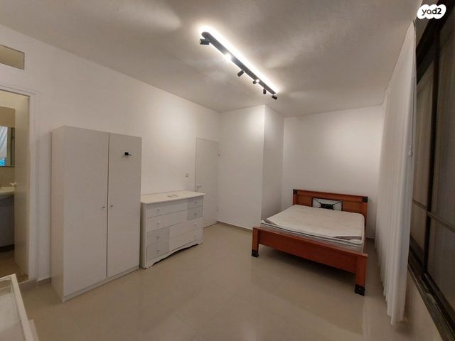 שדרות וייצמן 52