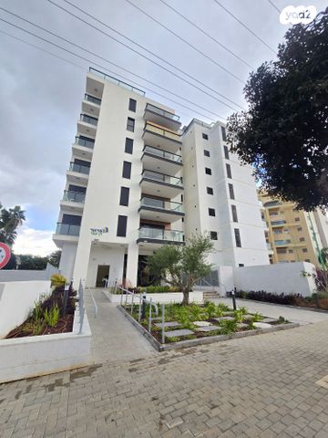 דירה, הושע, שעריה, פתח תקווה