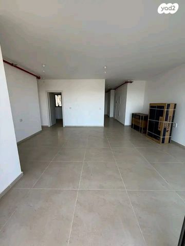 דירה, תל גיבורים, חולון