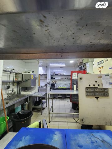 חנויות/ שטח מסחרי, כפר סבא