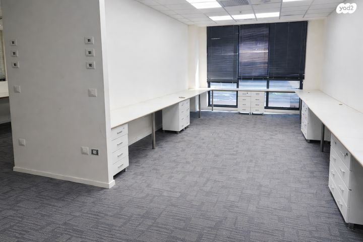 משרדים, ראש העין