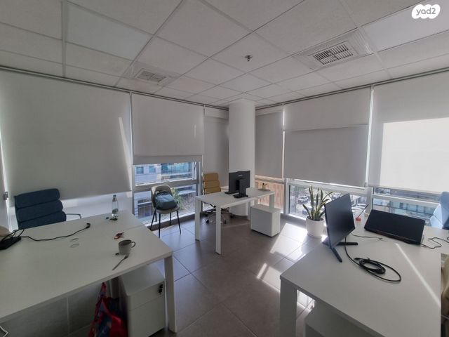 משרדים, הברזל, תל אביב יפו