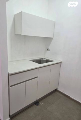 חנויות/ שטח מסחרי, בן יהודה 20, לב תל אביב, לב העיר צפון, תל אביב יפו