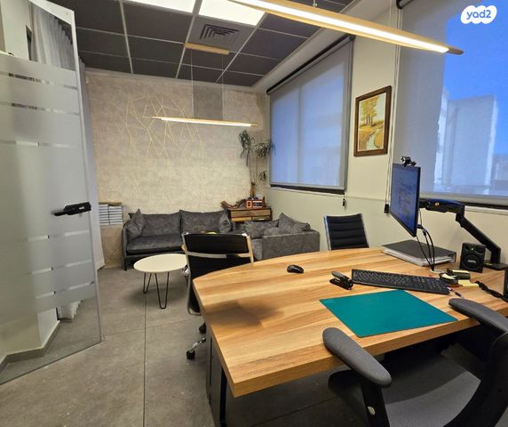 משרדים, בית הדפוס, אזור תעשיה גבעת שאול, ירושלים