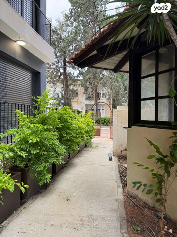 כללי, מרכז, הרצליה