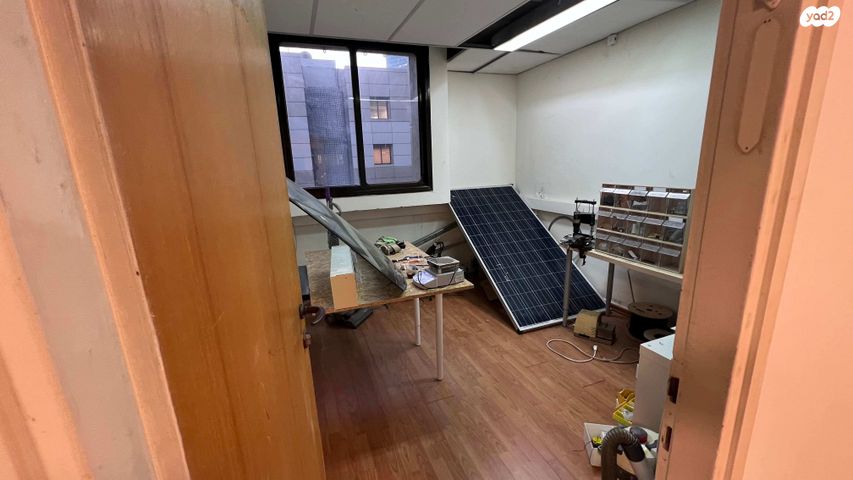 משרדים, יגאל אלון, נחלת יצחק, תל אביב יפו