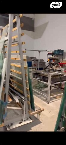 מבני תעשיה, אזור תעשיה הישן, כפר סבא