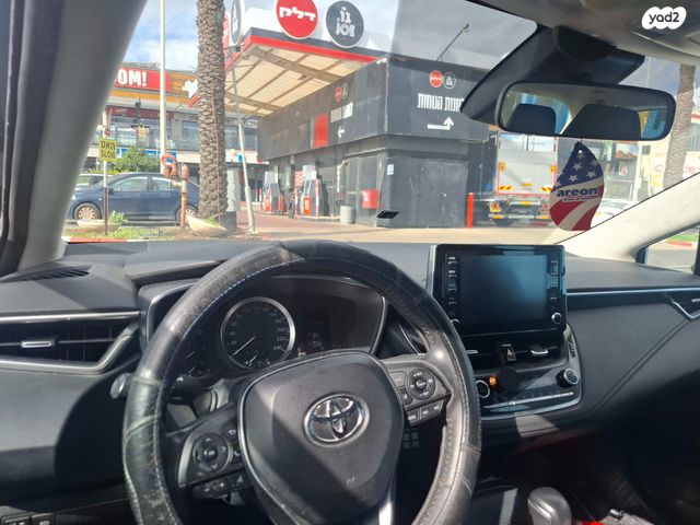 מודעת רכב טויוטה קורולה