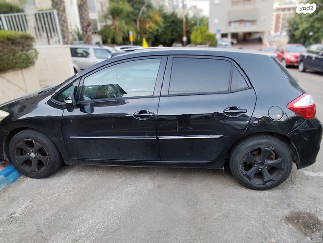 מודעת רכב טויוטה אוריס