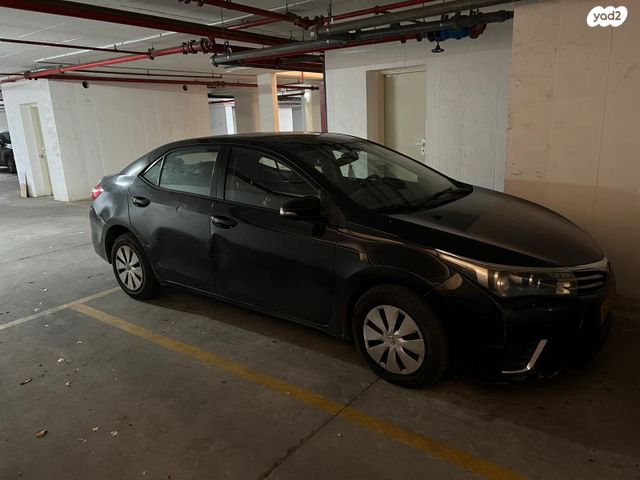 טויוטה קורולה