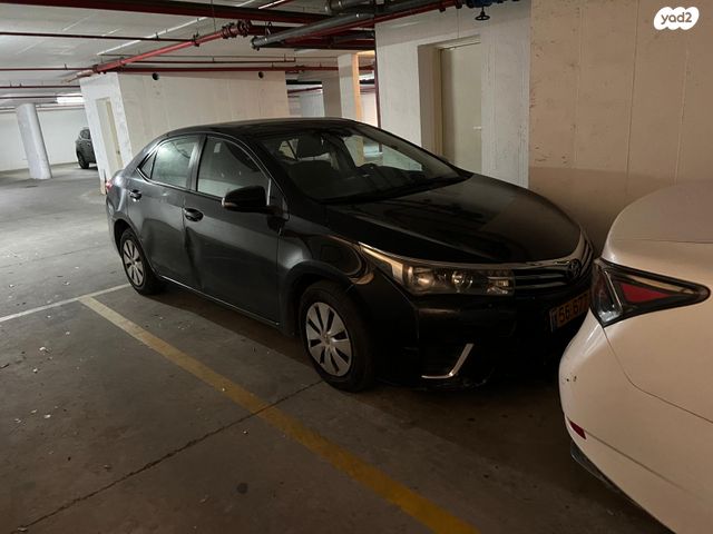 טויוטה קורולה