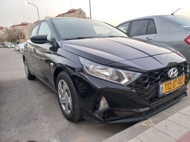 מודעת רכב יונדאי i20
