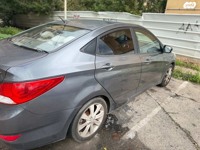 יונדאי אקסנט i25