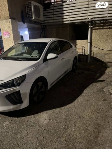 יונדאי איוניק