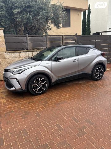 טויוטה C-HR