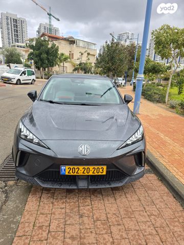 מודעת רכב אם ג'י MG4