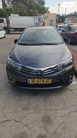 מודעת רכב טויוטה קורולה