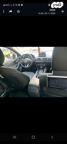 מודעת רכב מאזדה 3