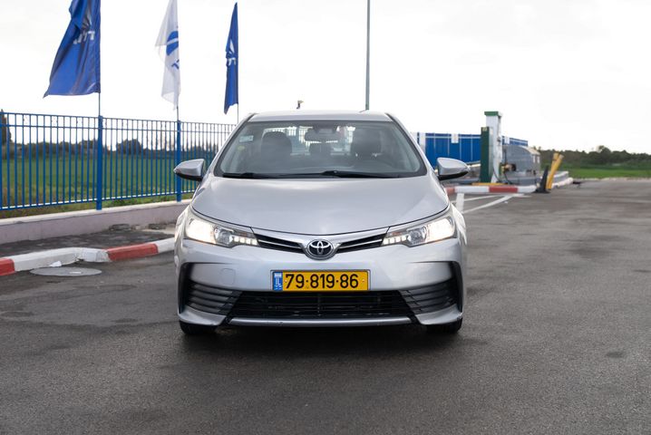 טויוטה קורולה