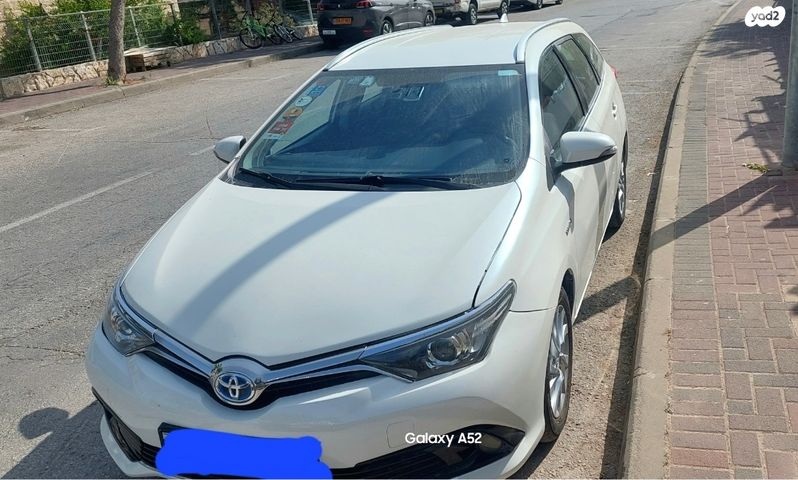 טויוטה אוריס