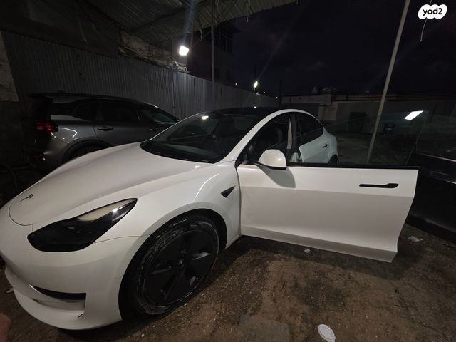 טסלה מודל 3