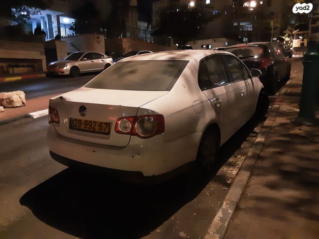 מודעת רכב פולקסווגן ג'טה 