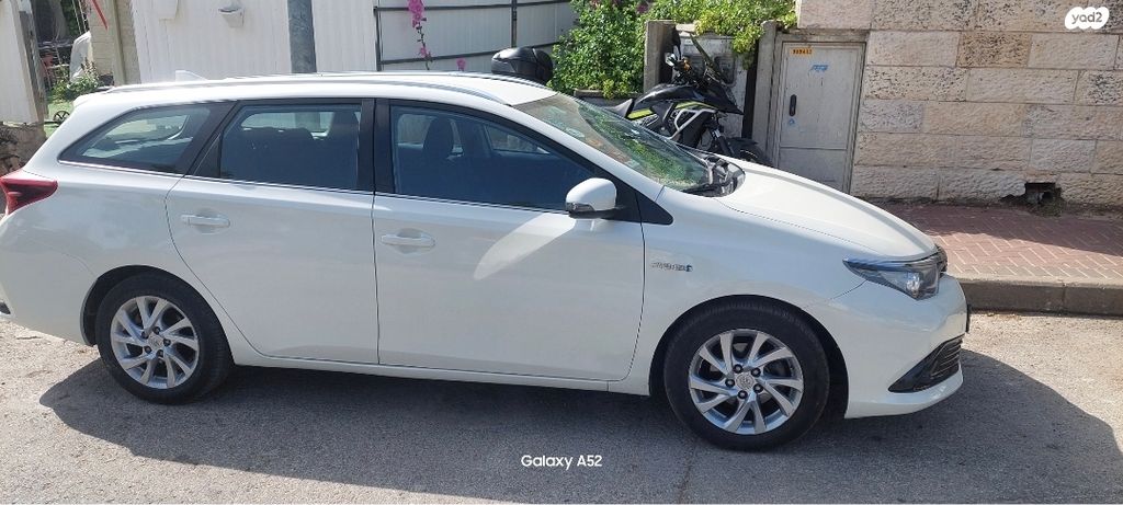 טויוטה אוריס