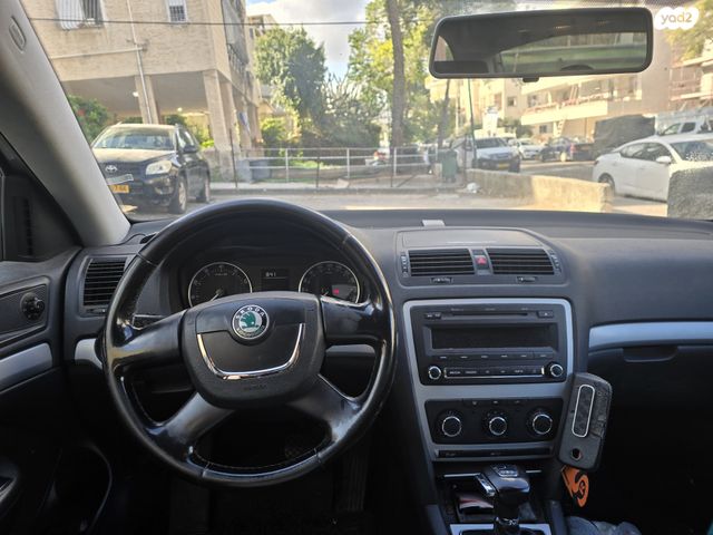סקודה אוקטביה 