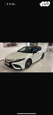 טויוטה קאמרי