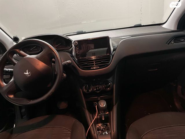 מודעת רכב פיג'ו 208