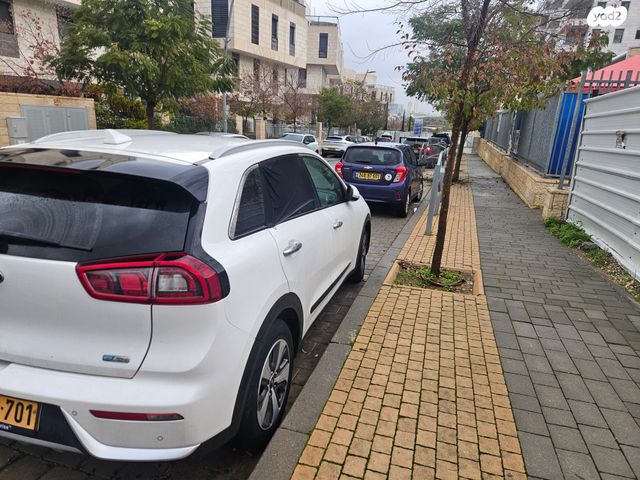מודעת רכב קיה נירו