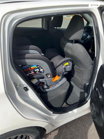 מודעת רכב טויוטה יאריס