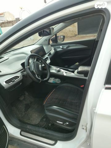 ג׳ילי Geometry C