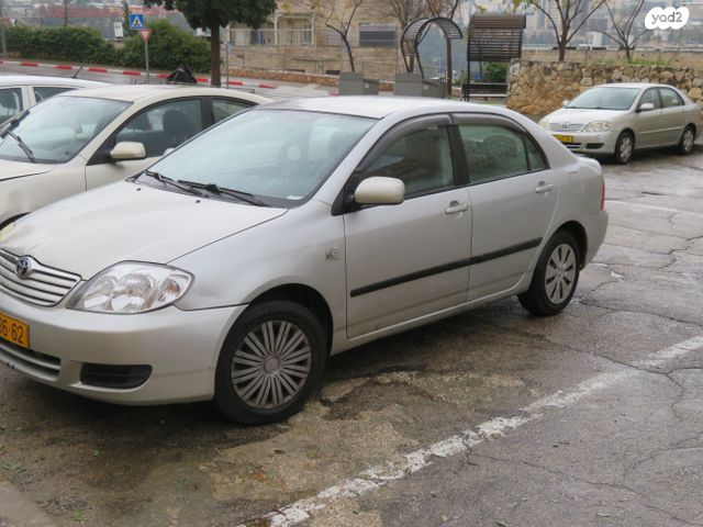 טויוטה קורולה