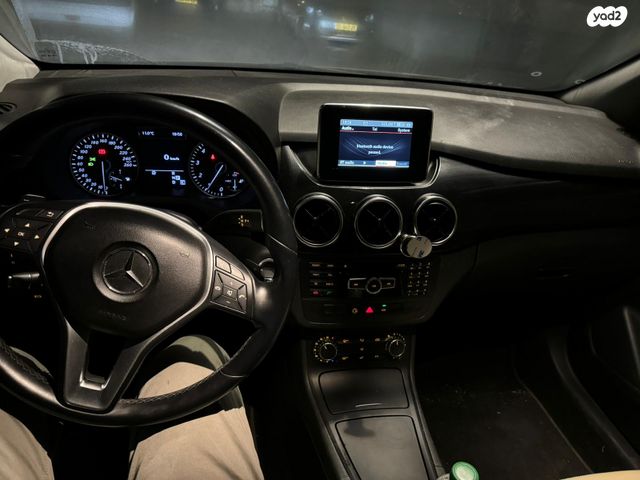 מודעת רכב מרצדס-בנץ B-class