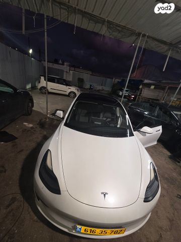 טסלה מודל 3