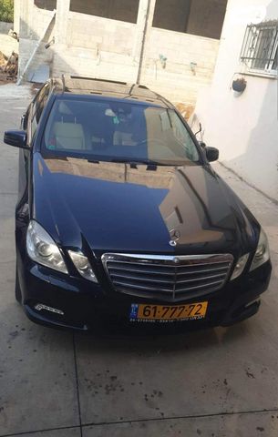 מודעת רכב מרצדס-בנץ E-class