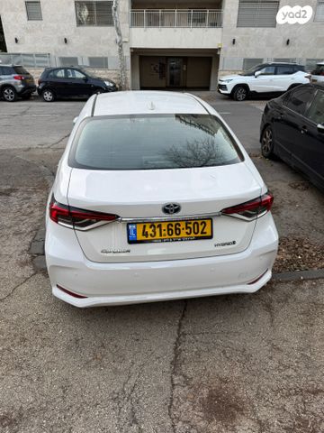 טויוטה קורולה