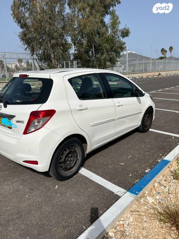 טויוטה יאריס