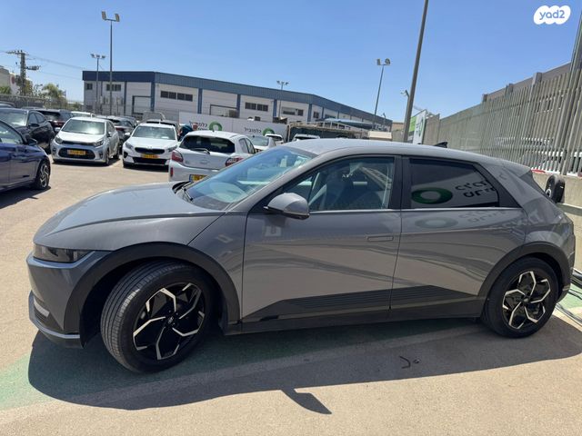 יונדאי איוניק 5