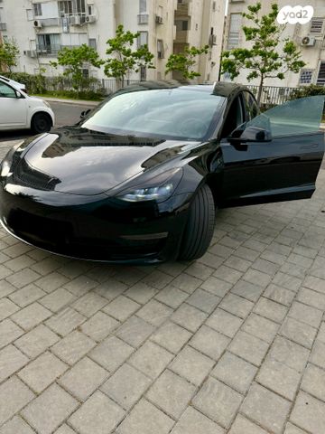 טסלה מודל 3