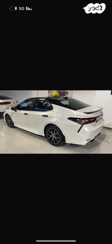 טויוטה קאמרי