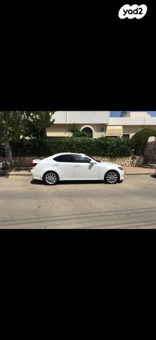 מודעת רכב לקסוס IS