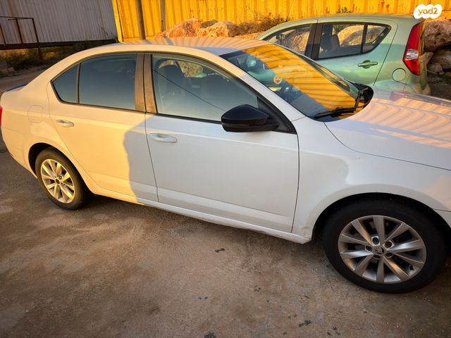 סקודה אוקטביה