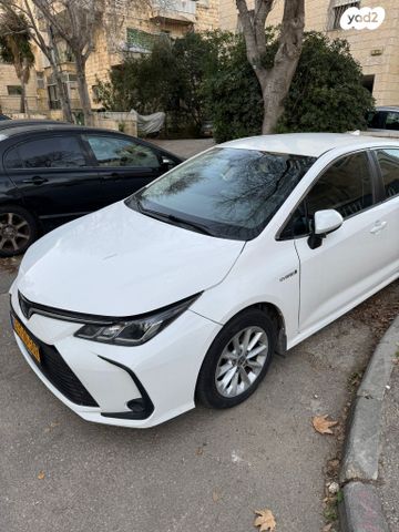 טויוטה קורולה