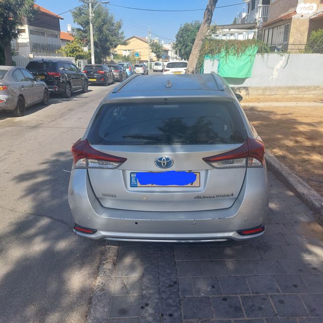 טויוטה אוריס