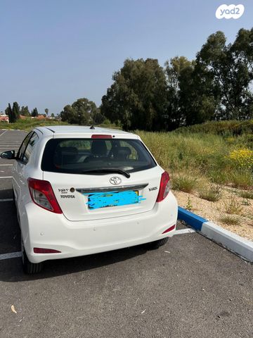 טויוטה יאריס